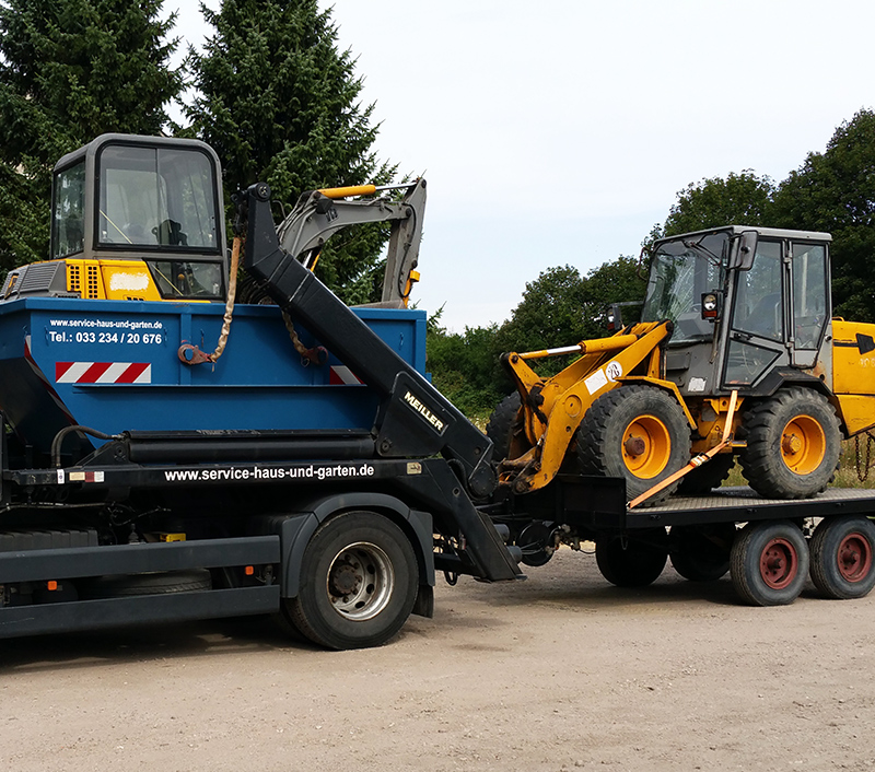 Haus- und Gartenservice - Ronny Zibulka - Bagger, Radlader, Lkw-Absetzkipper, Traktor, Siebanlage