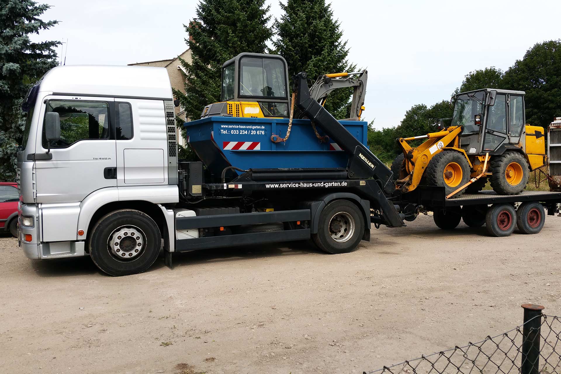 Haus- und Gartenservice - Ronny Zibulka - Pflasterarbeiten, Gartenarbeiten, Arbeiten am Haus, Bagger, Radlader, Lkw-Absetzkipper, Traktor, Siebanlage und Grundstücksberäumung